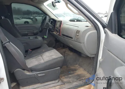 2009 Chevrolet Silverado 1500 Work Truck from USA, damaged, VIN 1GCEC14X89Z199771